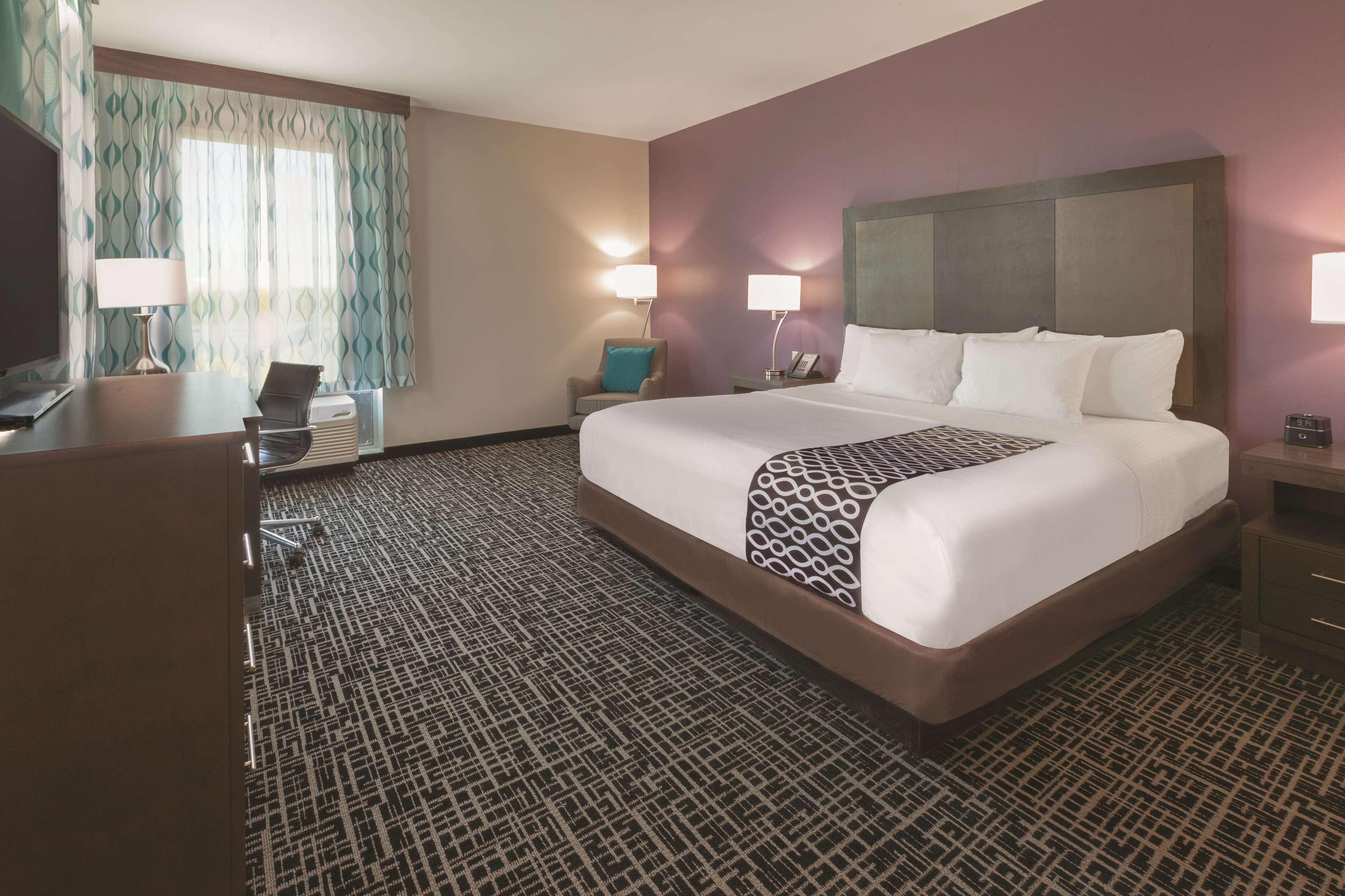 La Quinta by Wyndham Terre Haute Exterior foto